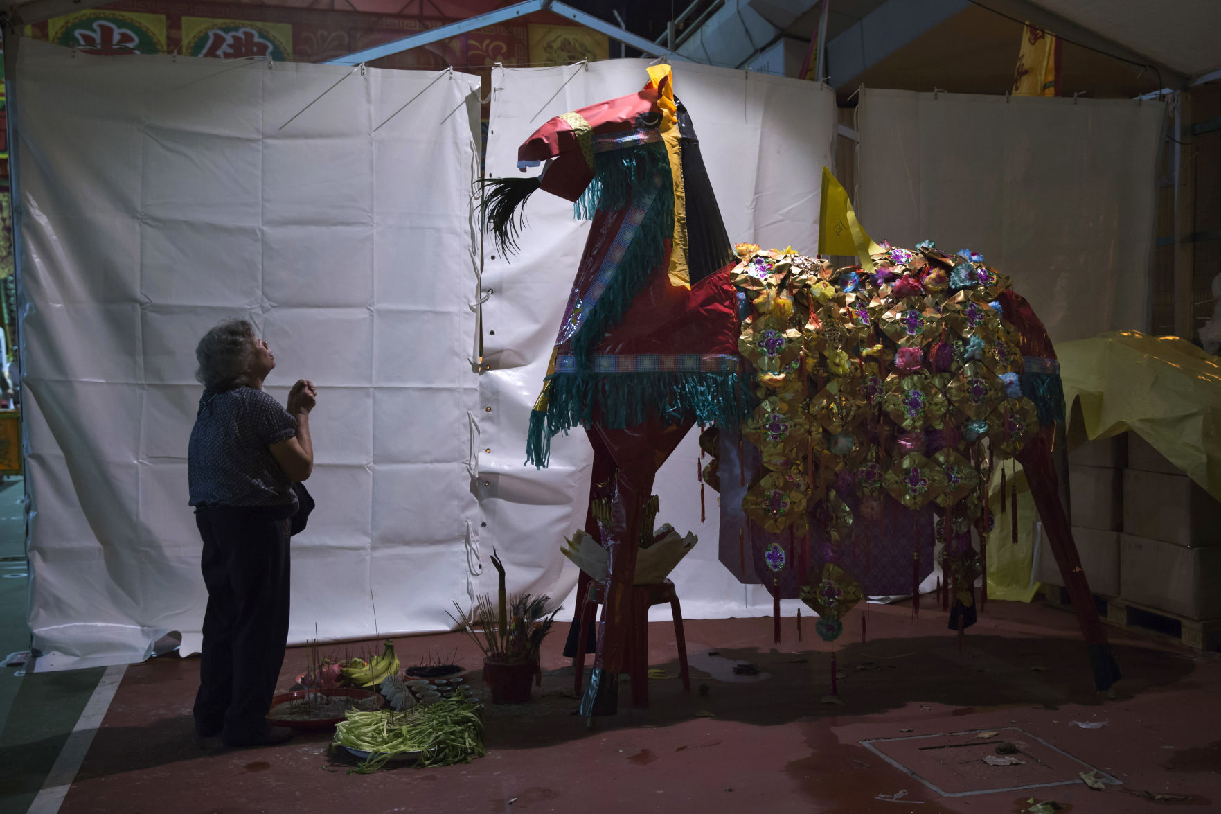Hong Kong Hungry Ghost Festival Photo Gallery